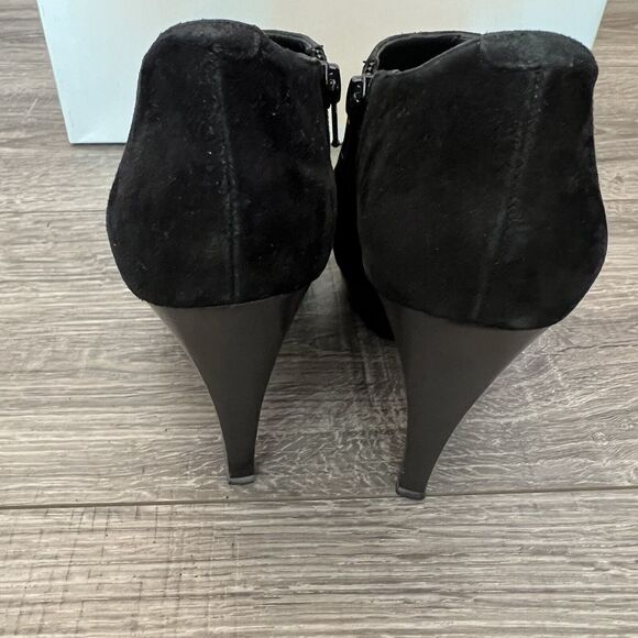 BCBG Heels Womens size 6.5 B 36.6 EU Black Suede Platform Zip Peep Toe Booties - Picture 11 of 14